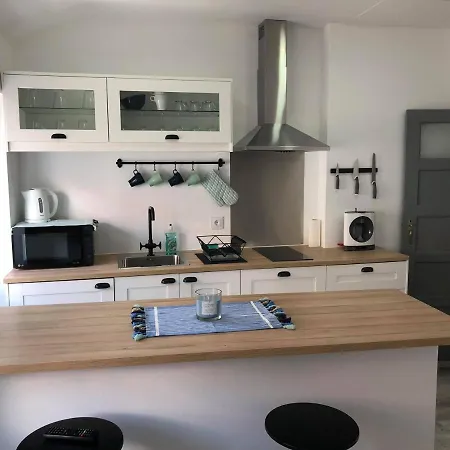 Apartment Bed & Seaside - Rosa *