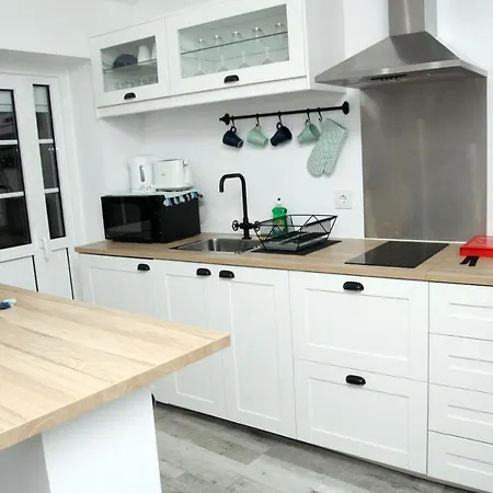 Apartment Bed & Seaside - Rosa *