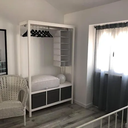 Apartment Bed & Seaside - Rosa