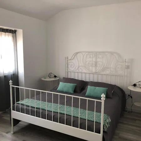 Apartment Bed & Seaside - Rosa *